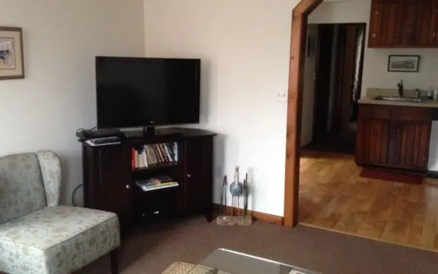 Delaware City Guest House