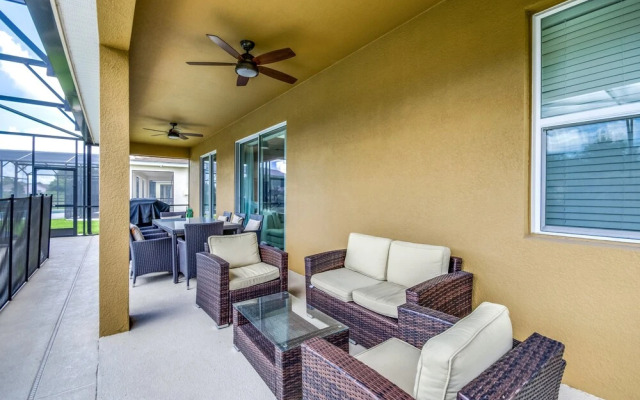 5196oa Luxury 6 Bedroom 5.5 Bath Home