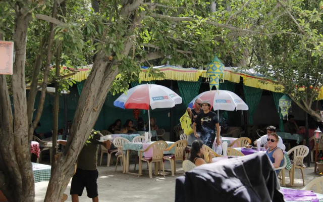 Mentokling Guest House and Garden Restaurant