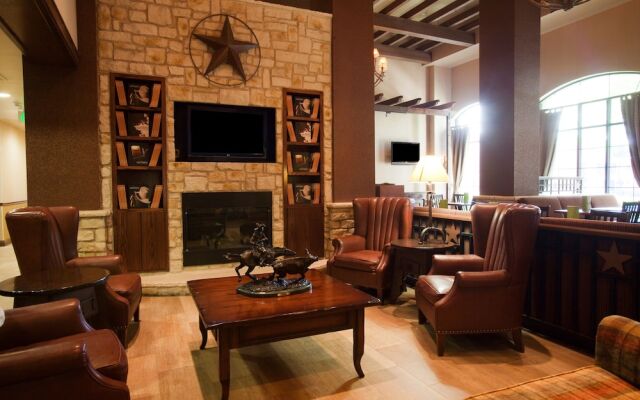 Cozy Fort Worth House w/Private Dock on Lake Worth