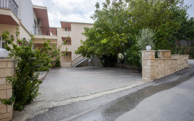 Skentos Hotel