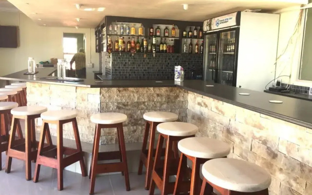 142 hermanus beach club