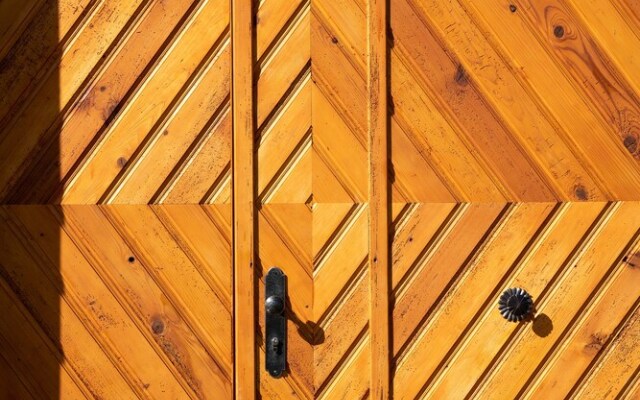 Black F Tower - Serviced Apartments