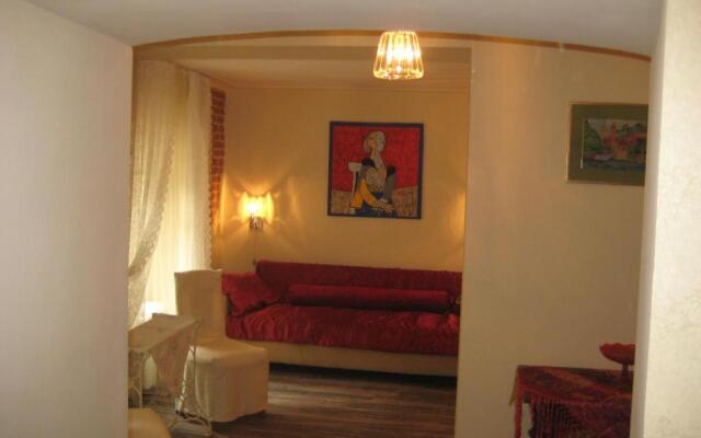 Art Apartment on Rynok Square