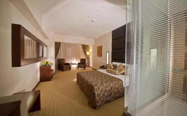 North Point Hotel
