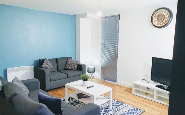 Solo Living - The Plaza