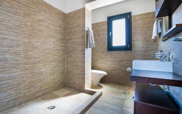 Seirios Luxury Villa