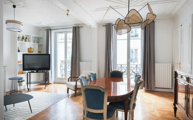 Elegant Apartment for 4 People