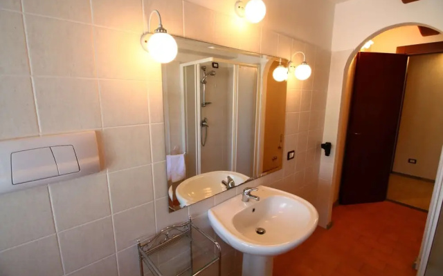 Belvilla by OYO Farmhouse With Private Pool