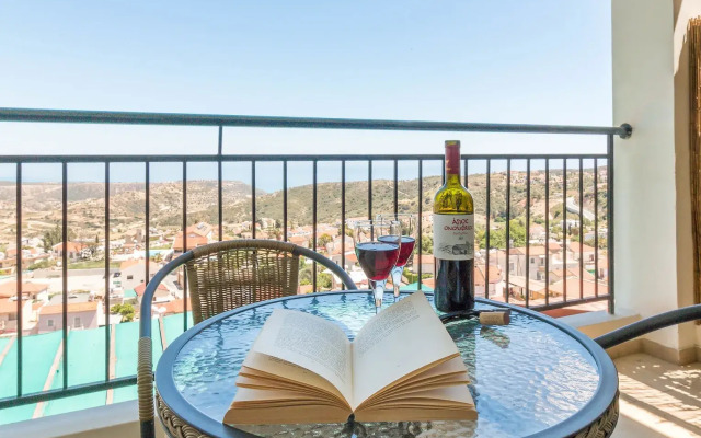 Hill View Restaurant & Apartments