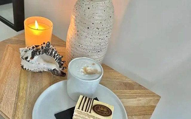 The Lighthouse Cabin