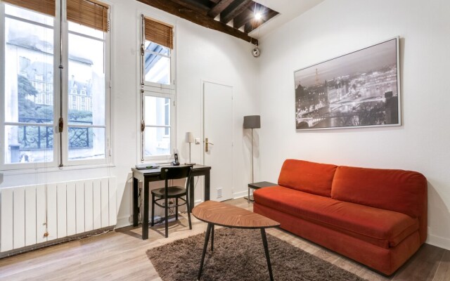 Les Appartements du Louvre