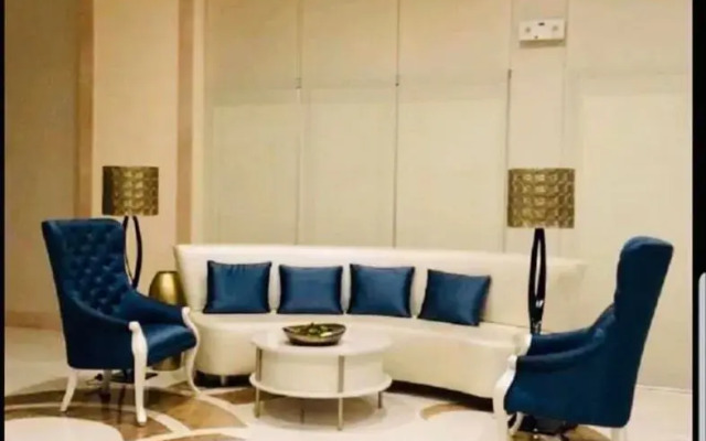 150 Newport Boulevard Near NAIA Terminal 3