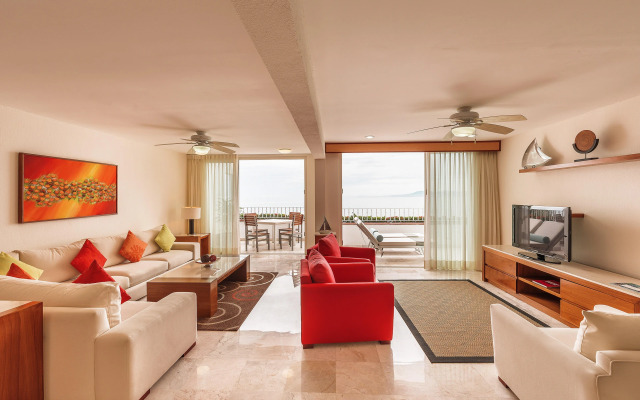 Grand Miramar All Luxury Suites & Residences