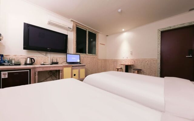 Hotel BOBOS