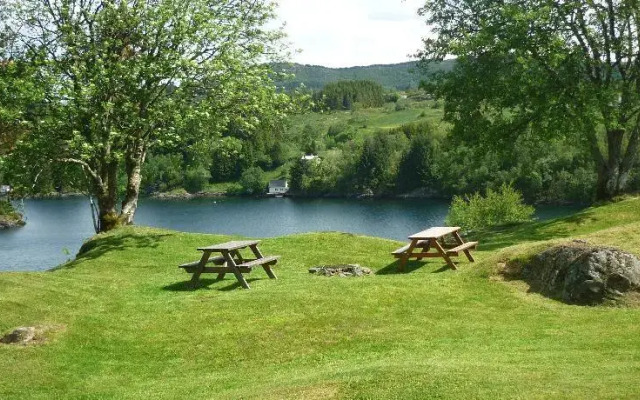 Brattetaule Gard Guesthouse