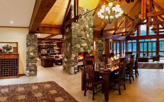 Stonefly Lodge