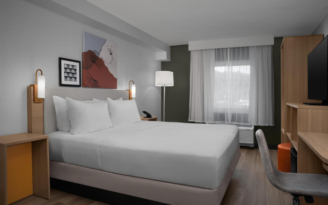 Motel 6 - Westborough Boston