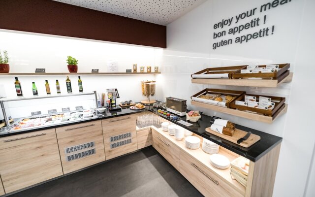 Hotel Smart Liv’In