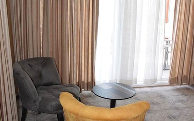 Saranda Teras Pansiyon