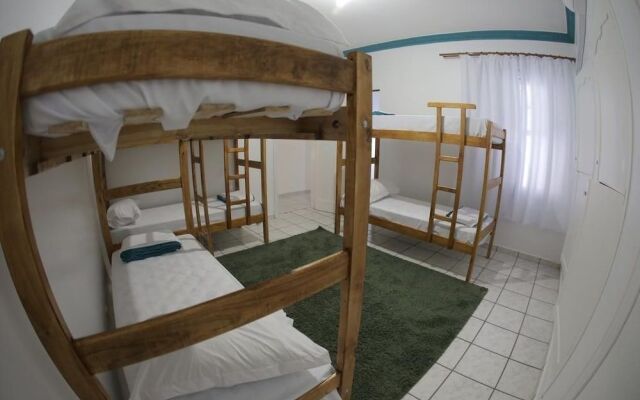 Pousada e Hostel Aqui