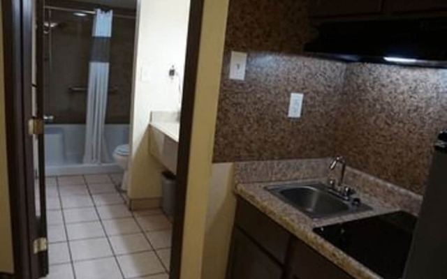 Surfside Inn Suites