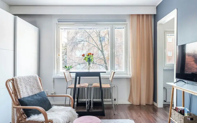 Studios near Lahti Center and Isku-Arena with Free Parking