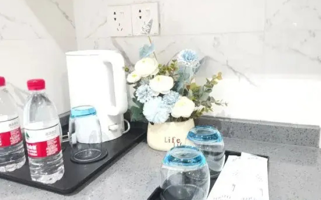Wenguan Apartment (Gaosha Metro Station)