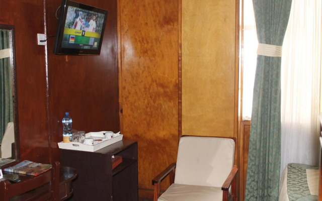 Oakwood Hotel