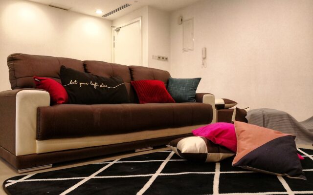 Binjai 8 Premium Soho KLCC - Artez Maison