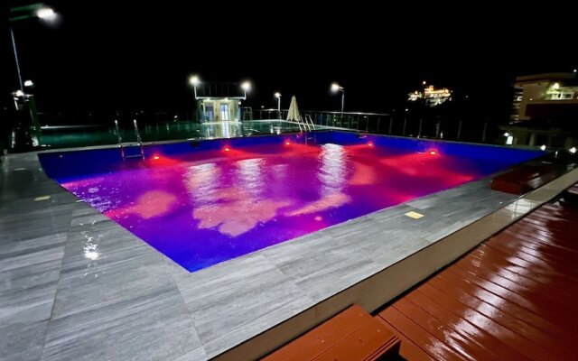 Sky Garden Hotel
