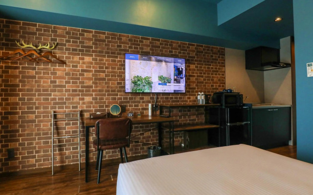 Hotel 385