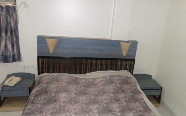 Vaibhav Hotel