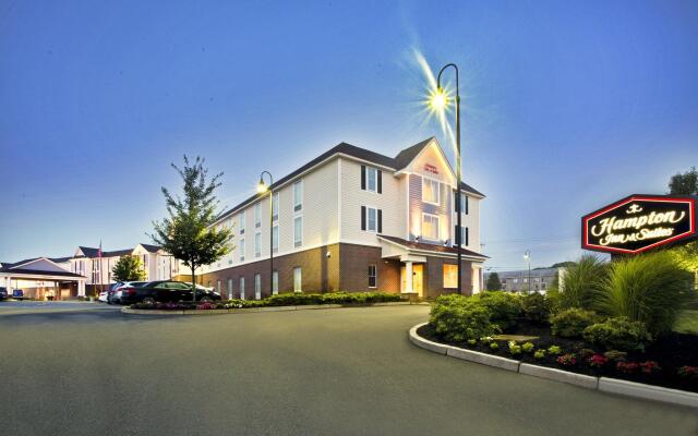 Hampton Inn & Suites Cape Cod-West Yarmouth