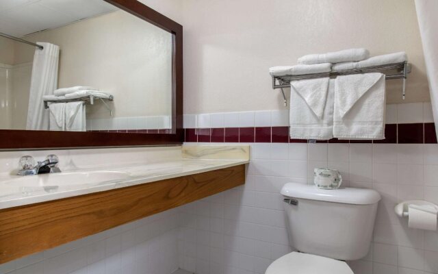 Lexington Inn and Suites