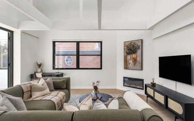 The Henrietta Apartments by Urban Rest