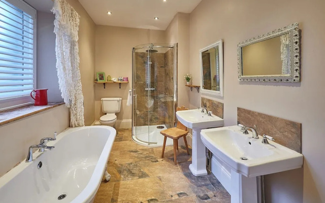 Host Stay Birdhope Craig Church