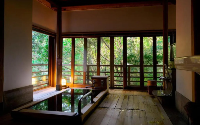Atami Onsen Sampeiso