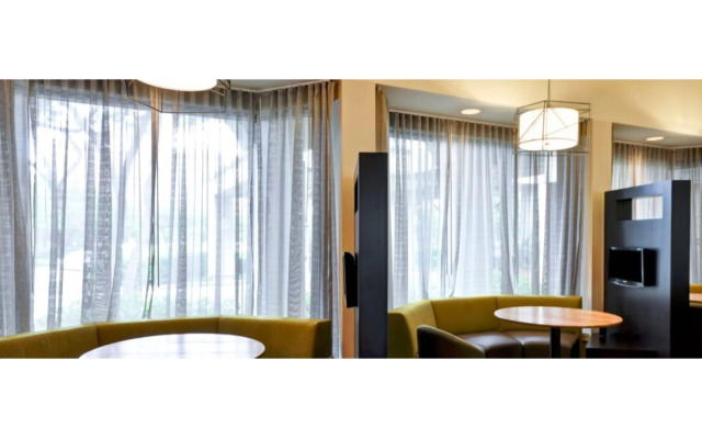 Courtyard by Marriott Dallas Medical/Market Center