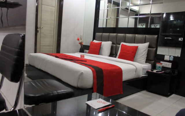 Hotel Lotus Palace