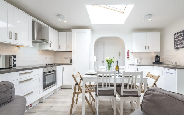 North Beach Heights - 2 Bedroom - Tenby