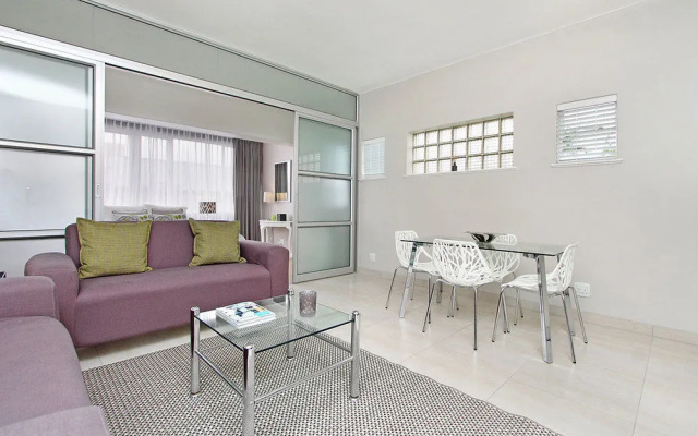 Portswood Mews 11 by CTHA