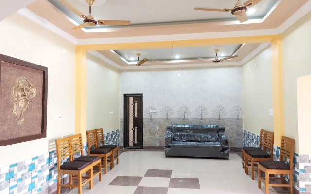 Aappayan Guest House & Restaurant