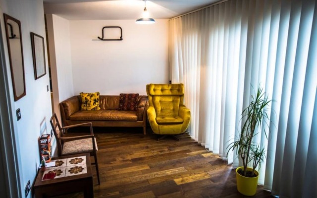 Modern Studio Apartment in Hackney