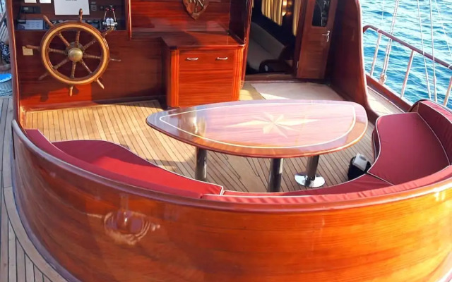 Ibiza Cruise Experience