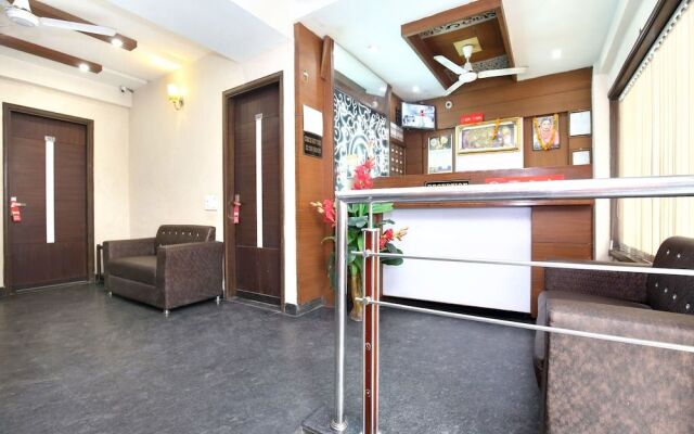 OYO 16829 Hotel City Night