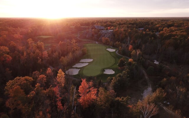 Muskoka Bay Resort
