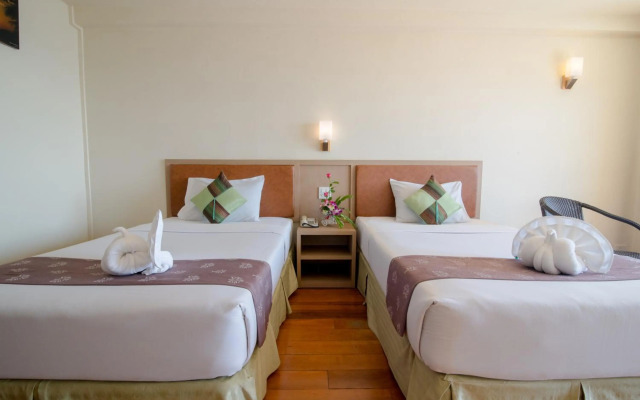 New Travel Beach Resort