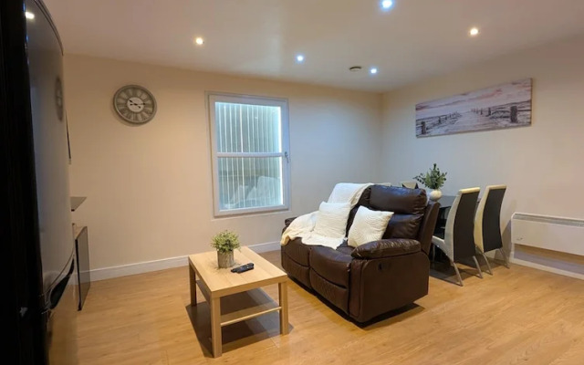 Upperhead Row Apartment