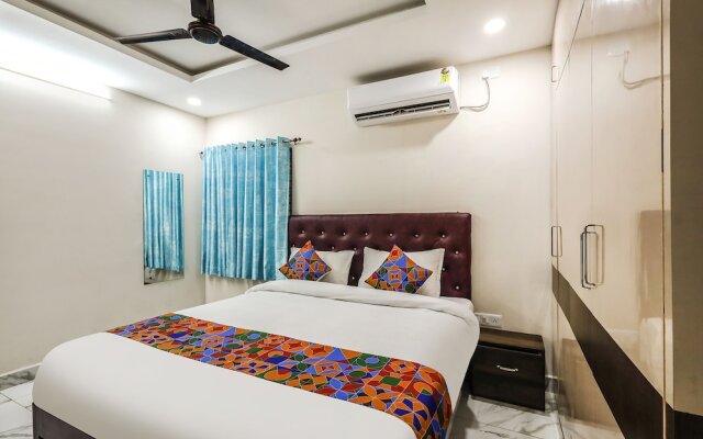 Fabexpress 7 Hills Home Stay